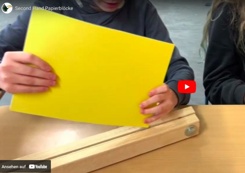 2-hand-youtube 2-hand-youtube